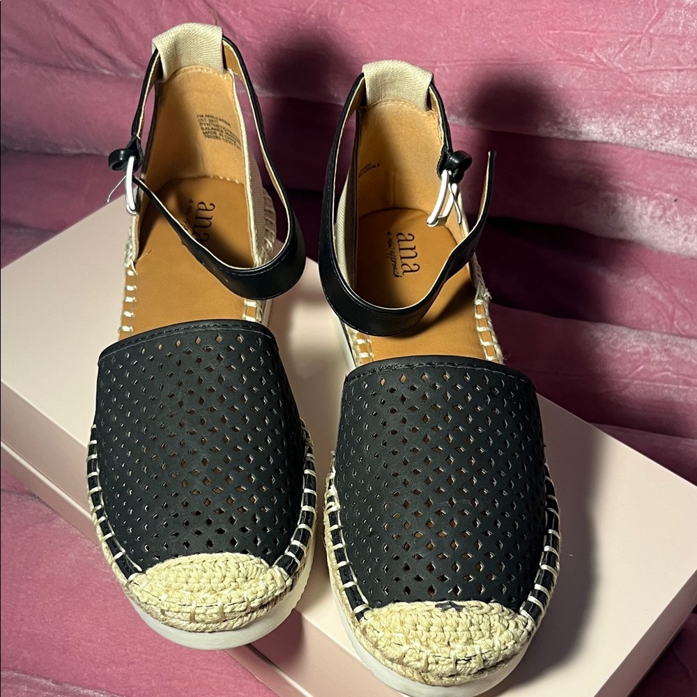 a.n.a Black and Cream Espadrille Flats